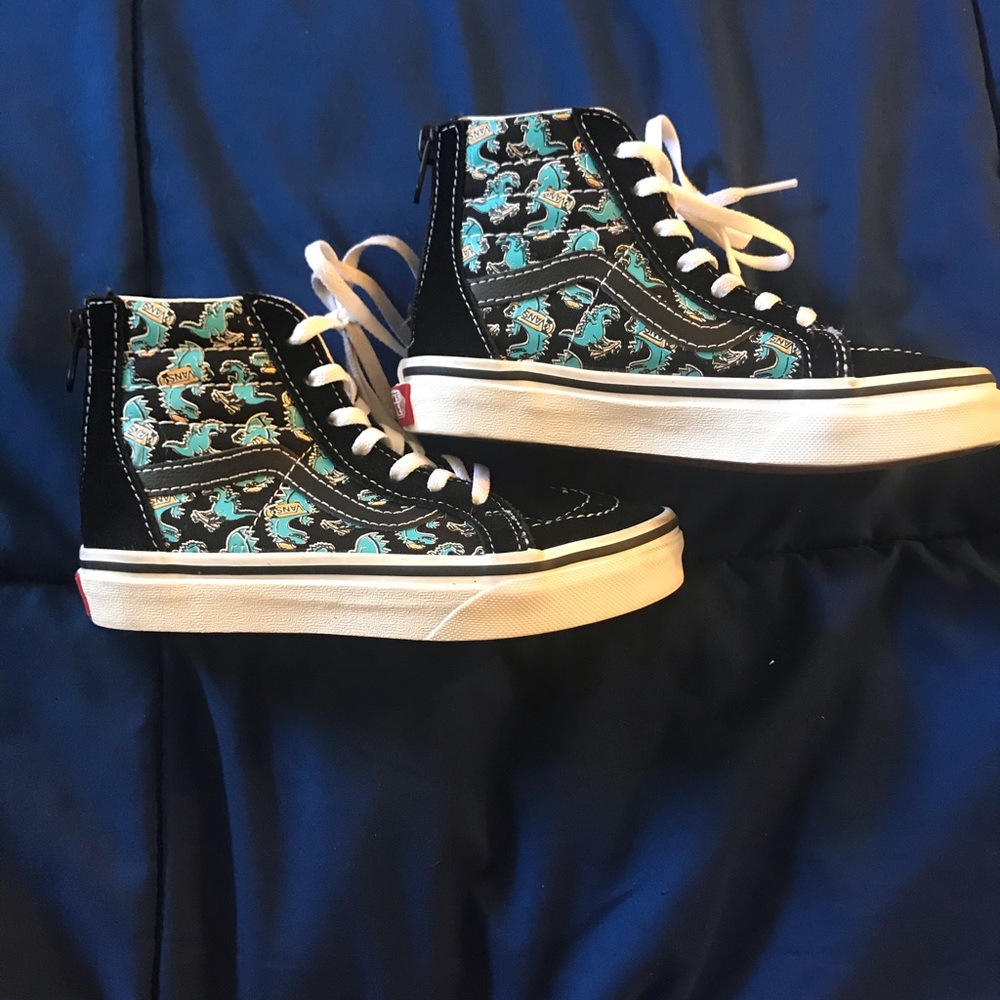 Little boys vans size 12.5